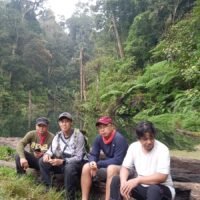 Disambut Sejawat Lama di Lembah Tengkorak